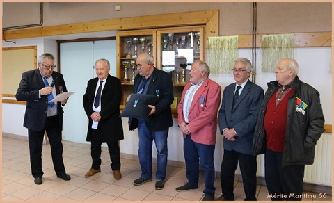 remise médaille méritemaritime 56