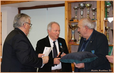 remise médaille méritemaritime 56